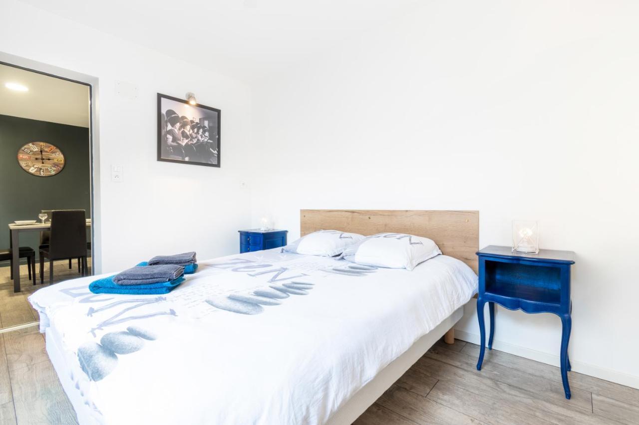 Le Cote Cour Apartment Rodez Bagian luar foto
